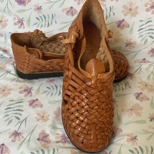 New- Brand X Huaraches Mexico women 7.5